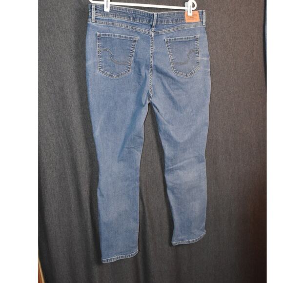 Lot of 2 Levi's Signature Series Women's 18S (34x28) Shaping Straight Leg Jeans - Picture 3 of 9